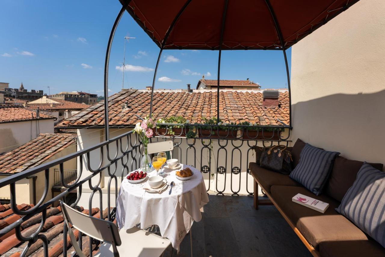 Terrace apt in Piazza Strozzi-center of Florenţa Exterior foto